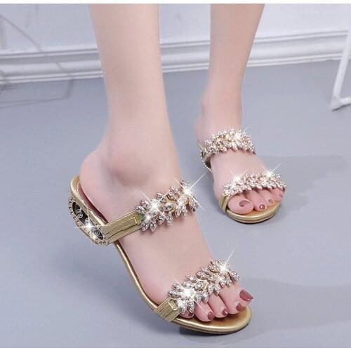 New women shoes slippers summer beach sandals Fashion women Rhinestone outdoor slippers flip flops shoes women mujer 2019