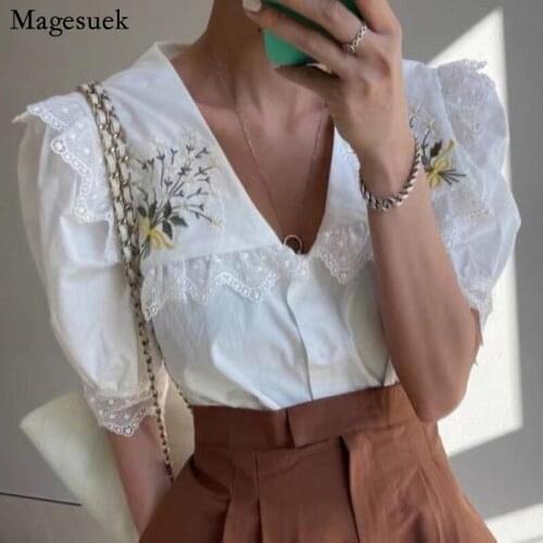 White Puff Short Sleeve Lace Elegant Tops 2021 Vintage Summer Shirts Women V Neck Floral Embroidery Blouse Women Clothing 14597