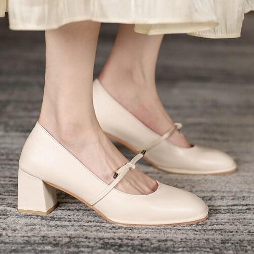 High heels fashion womens shoes 2021 summer new gentle sandals French small leather shoes thick heel shallow mouth high heels