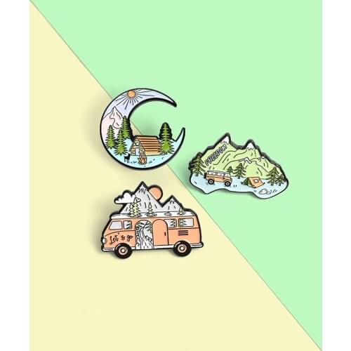 Mountain Moon Tent Motorhome Brooches Go Camping Enamel Pins Lapel Badge Backpacks Outdoors Jewelry Gift for Friends Wholesale