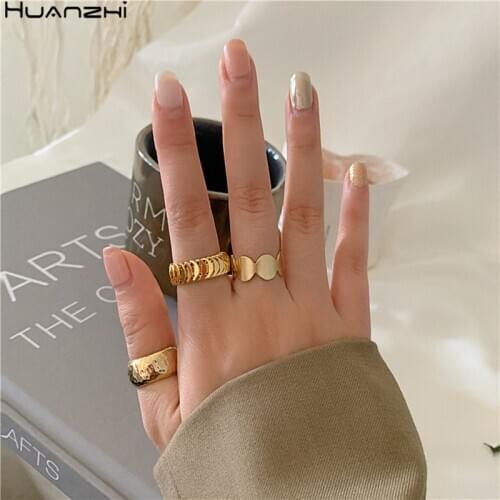 HUANZHI 2020 Trendy Vintage Minimalist Geometric Circle Chain Hollow Gold Metal Opening Rings for Women Men Jewelry