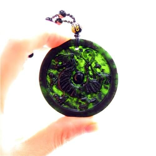 Chinese Black Green Jade Round Dragon Pendant Natural Hand Carving Necklace Fashion Amulet Luck Gifts Men Sweater Chain