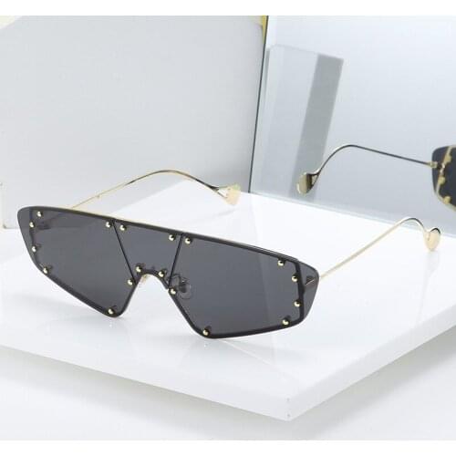 2021New Irregular Rimless Rivet Sunglasses Women Designer Alloy Frame Oversize Gradient Sun Glasses Fashion Female Clear Shades