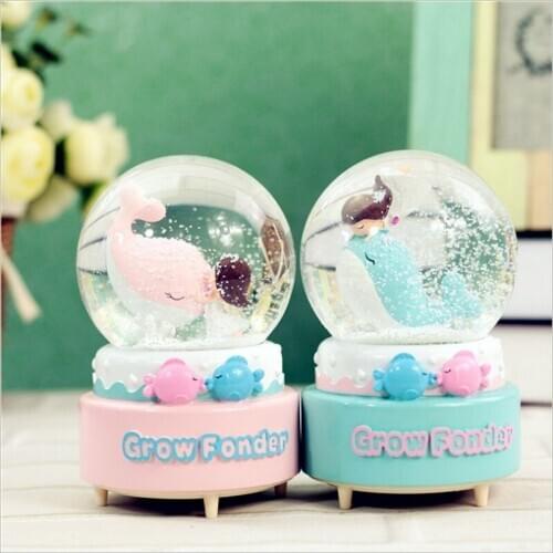 European creative dolphin crystal ball with light rotating snowflakes multifunctional music box music box Clockwork Type