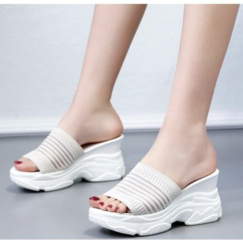 Summer Chunky Slippers Women Fashion Sole Wedges Heels Flip Flops Casual Shoes Waterproof Platform Slippers Sexy Ladies Sandals