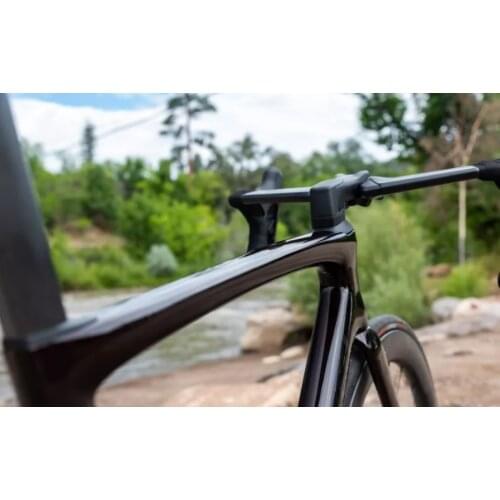 UCI allows fastest carbon road SL7 bike frame all internal wiring BSA threaded bottom 700C carbon road bicycle frameset