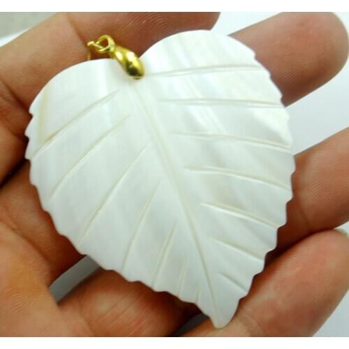 5pc Natural Sea SHELL hand-carved Leaves Pendant for diy Jewelry making necklace Women Vintage Friendship Gifts F61