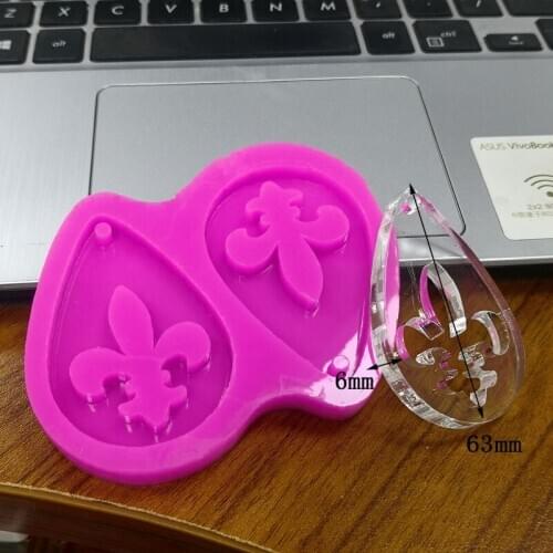 Shiny bouquet shaped resin mold keychain tool silicone baking mold DIY usually used for female jewelry pendant key tag dog tag