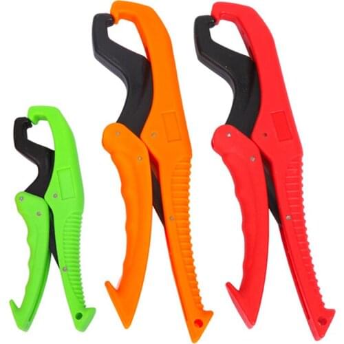 Plastic Fish Grabber Plier Controller Practical Fishing Gripper Gear Tool ABS Grip Tackle Holder Fish Clamp Fishing Gear