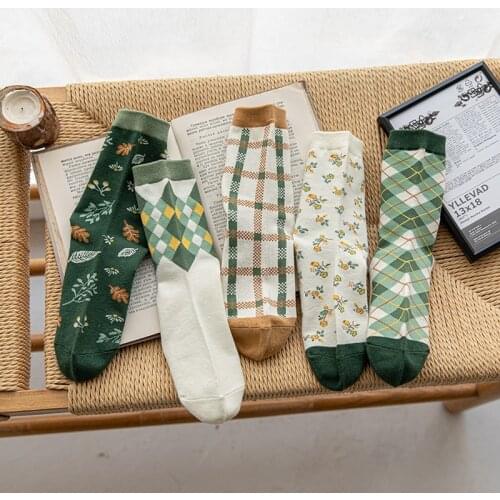 Women Socks 2021 Autumn New Fashion Green Floral Long Socks Cotton Korean Style For Women Breathable Casual Trendy Crew Socks