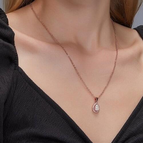 Elegant Water Drop Rhinestone Pendant Necklace Jewelry Classic Shining For Women Cute Small Necklaces Wedding Jewellery