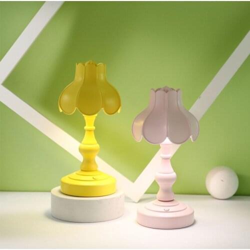 European Lotus Usb Charging Night Light Modern Bedroom Bedside Lamp Led Mini Desk Lamp Study Living Room Decoration Art Decor