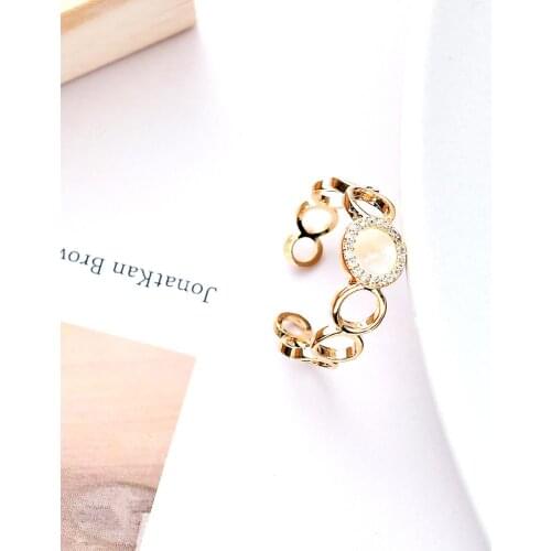 Ins Tide Womens Fashion Trendy Ring Zircon & Natural Shell Temperament Hollow Out Open Design Jewelry Accessory Finger Ring