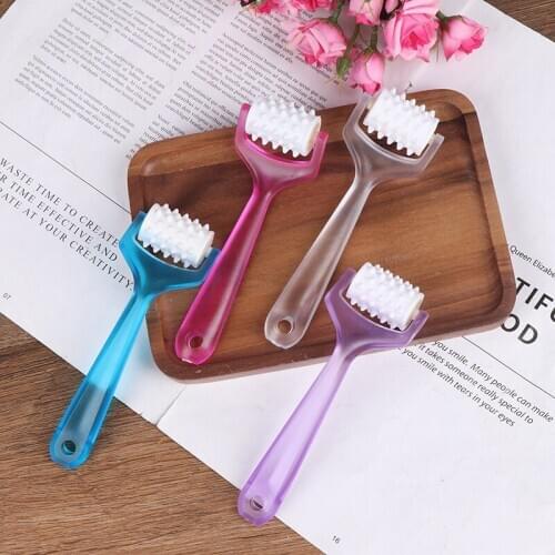 Hot! 1pcs Finger Roller Massager Roller Face-lift Massager Face Shaper Relaxation Mini Finger Massager Bueaty Body Slimmer Tool