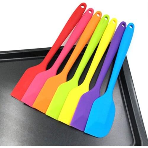 Siiicone Cooking Baking Accessories Food Grade Butter Cream Spatula Heat Resistance Non-stick Multi-purpose Pastry Scraper