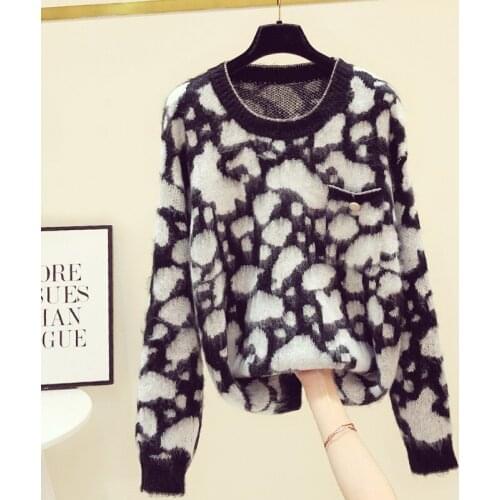 Harajuku Leopard Printed Sweater Coat for Women Winter Clothing Long Sleeve Loose Pullover Tops Girls Knitwear Bottom Sweaters