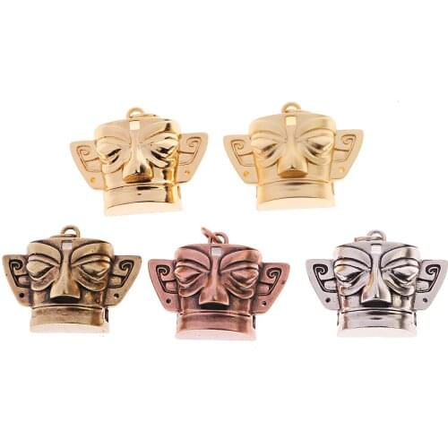 Mask Necklace Men Women Punk Accessories Metal Pendant Necklaces Headgear Necklace Fashion Personality Mask Pendant Hot