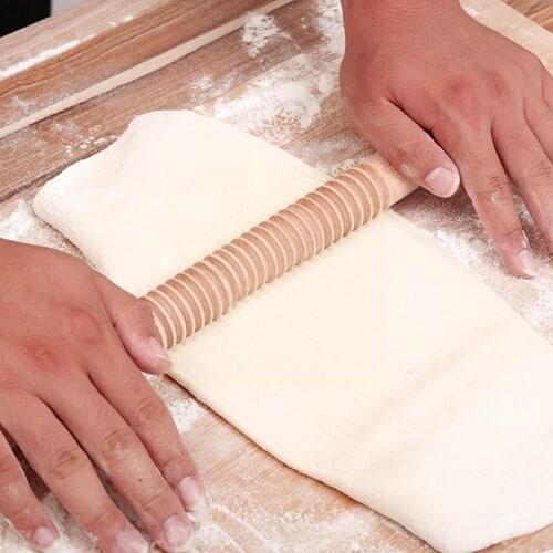 1Pcs Wooden Thread Rolling Pin Whole Wood Pattern Baking Cake Roller Pastry Baking Flower Rolling Dumplings Stick I3H8