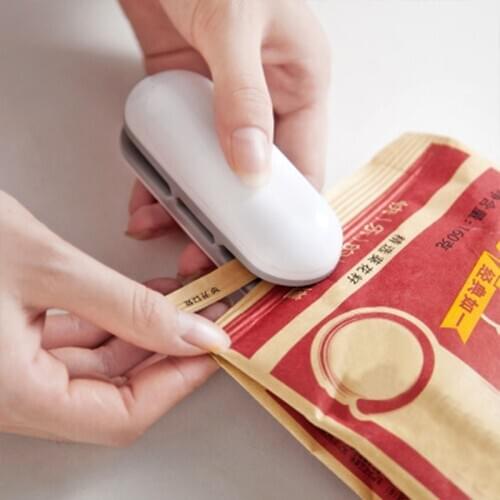 Portable Mini Sealing Household Machine Heat Sealer Capper Food Saver for Plastic Bags Package Mini Gadgets Kitchen Tools