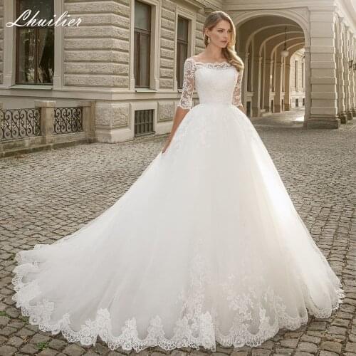 Lhuilier A-line Boat Neck Half Sleeves Tulle Wedding Dresses 2021 Floor Length Court Train Bridal Dress with Lace Appliques