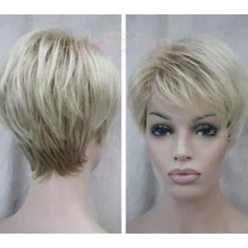 Shun New sexy ladies Short mixing colour Natural Hair wigs + Wig cap Ladies Heat Resistant Synthetic hair Wigs