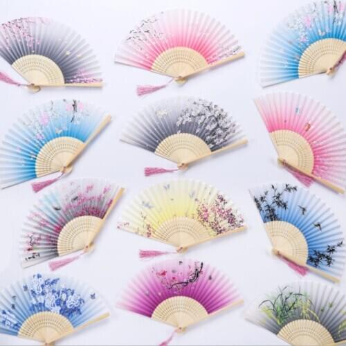 Retro Vintage Style Silk Folding Fan Chinese Japanese Pattern Home Decor Ornaments Dance Art Craft Gift Wedding Party Hand Fans