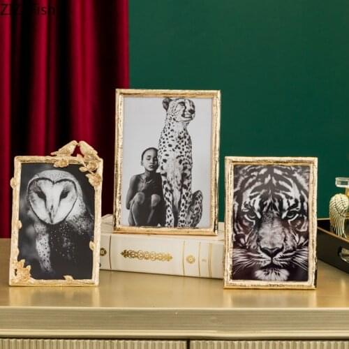 6/7 Inch Classical Picture Frame Nightstand Tabletop Family Portrait Golden Metal Picture Frames Wall Photo Frame Home Decor