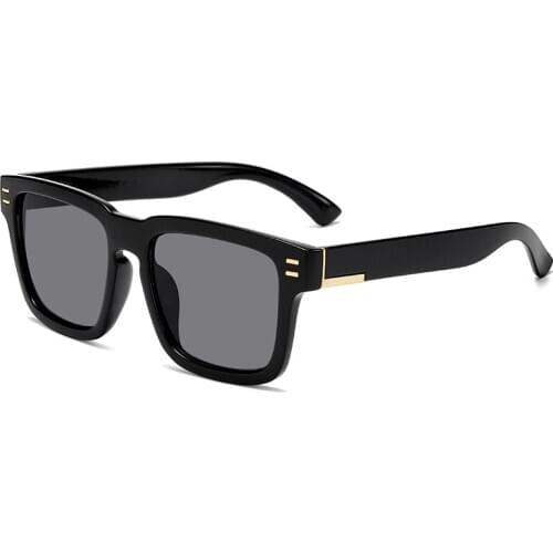 2010 NEW Fashion Classic Square Sunglasses Retro Brand Design Men Rivet Sun Glasses Vintage Goggles Women UV400 Driving Eyewear