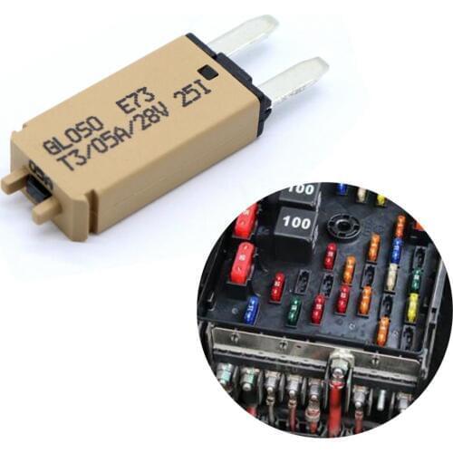 Universaal Car Truck Small Blade Fuse Manual Circuit Breakers 12V-24V 5A