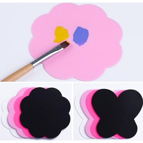 2Pcs/Set Silicone Paint Palette Mat Butterfly Plum Blossom Foldable Washable Nail Art Stamping Pad DIY Manicure Nail Art Tools