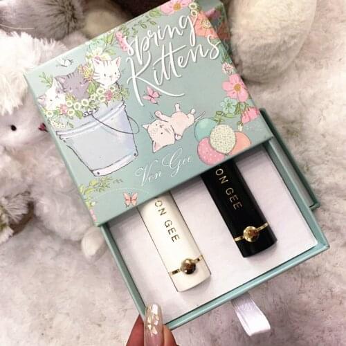 VONGEE Vintage Red Matte Lipstick Set Long Lasting Moisturizing Creamy Texture Soft Vivid Colours Lipstick with Gift Box