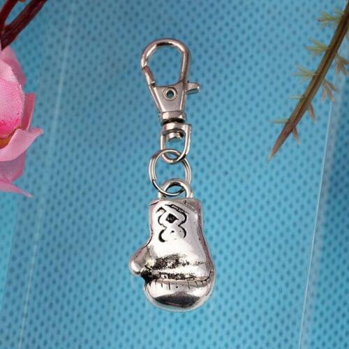 Vintage Silver Metal Boxing Gloves Key Chain For Keys Car Key Ring Souvenir Handbag Accessories Keychain Jewelry DIY Hot P526