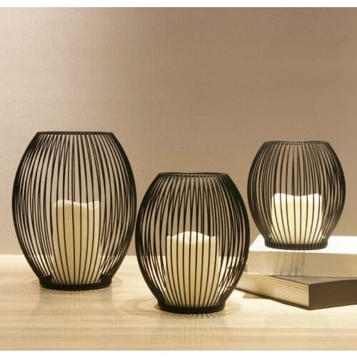 Vintage Iron Candle Holder Hollow Lantern Table Candlestick Wedding Candle Holders Lighting No Candle Bougeoir Home Decor BS50CH