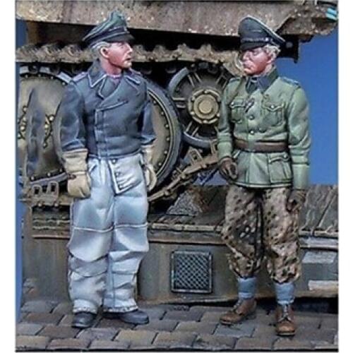 1/35 Resin Model Building Kit Figure Officer and Soldier
