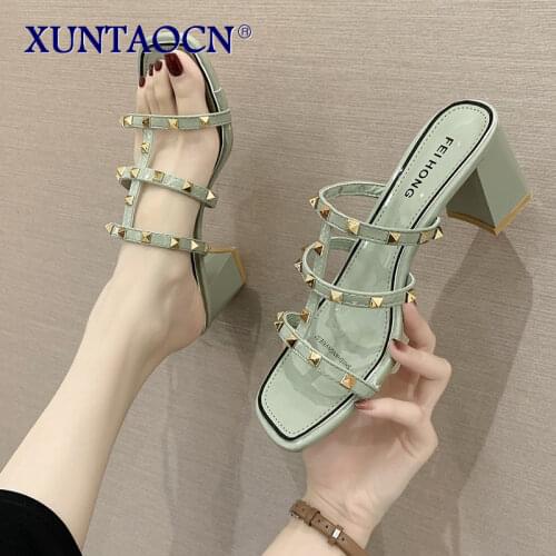 Summer 2021 New Slippers Women Rivet Sandals Women Square Toe Slippers Open Toe Shoes Fashion Shoes for Women Sexy High Heeled