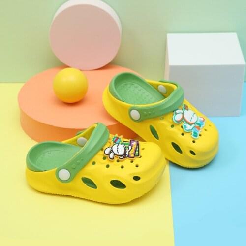 Baby Hole Shoes Summer New Cartoon Boys And Girls Two Wear Sandals And Slippers Lightweight Cute Childrens Shoes ZJX