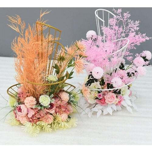 Wedding Props Spiral Wrought Iron Fan-shaped Flower Stand Hotel Wedding Background Table Flower Decoration Road Lead Decoration