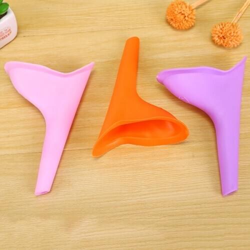 A2608 Womens Emergency Portable Urinal Emergency Field Standing Urinal Funnel Urine Cup
