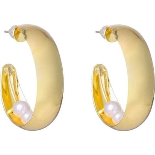 Elegant Metal And Pearl Hoop Earrings Circle Hoops Statement Earrings for Women Party Jewelry