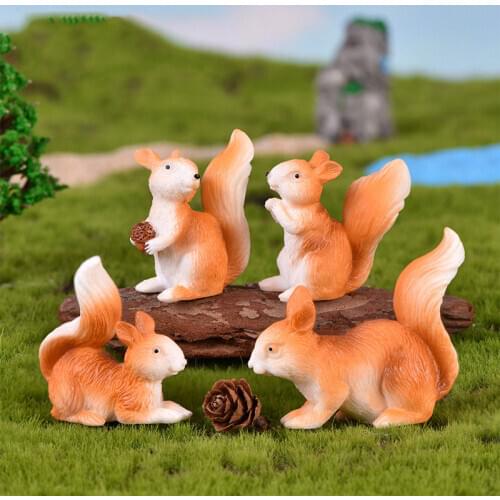 Cute Little Squirrel Nut Micro Landscape Bryophyte Flower Pot Decoration Gardening Resin Ornaments Crafts Display Home Decor 1PC