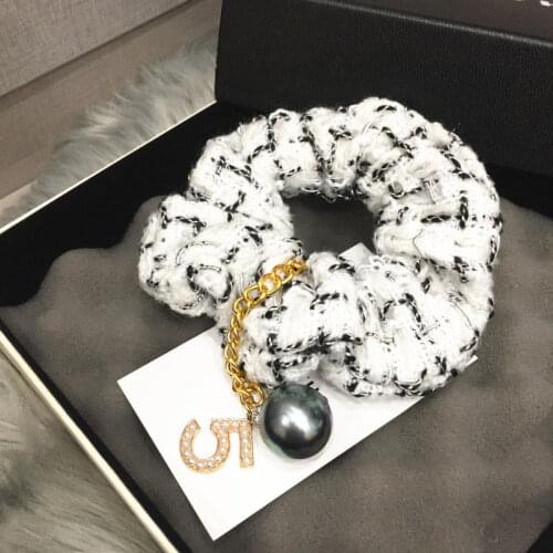 New Korean version of womens hair accessories No. 5 hair band pearl style striped fabric hair ring ladies hair accessories