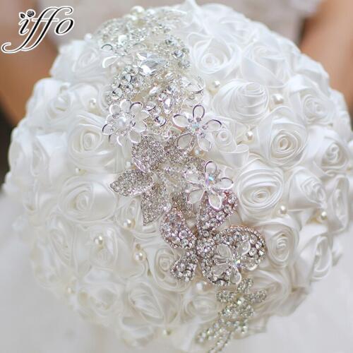 White roses Brooch bouquet DIY bride wedding crystal bouquet bridesmaids bouquets Pearl crystal bridal bouquet