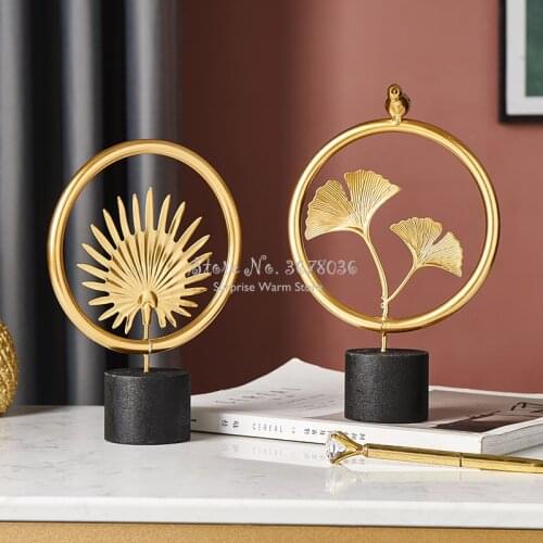 European Stylem Metal Craft Decoration For Living Room Wine Cabinet Home Decor Desktop Golden Plant Statue Crafts Creative