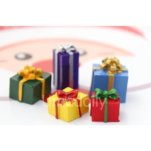 5PCS/LOT 1/12 Scale Miniature Dollhouse Christmas Gift Box Pretend Play Mini Doll House Furniture Decoration Accessories