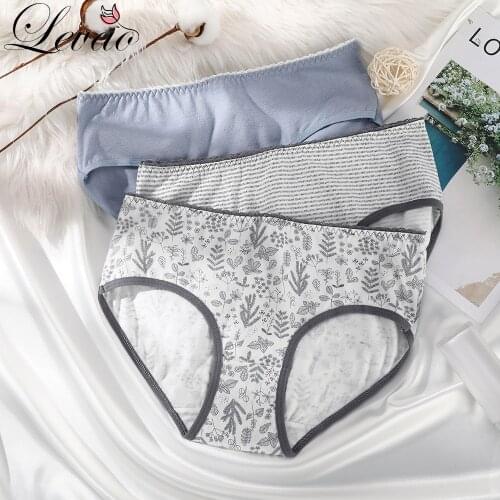 LEVAO Women Sexy Cute Soft Comfort Lingerie Cotton Fruit Print Mid-Waist Slimming Daily Underwear Panties Girls Seamless Briefs