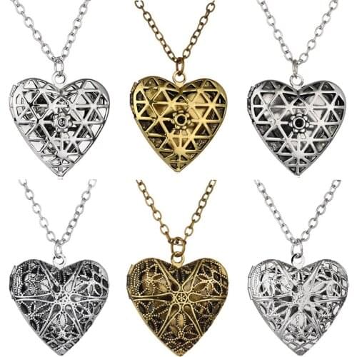 Classic Charming Dainty Heart Zinc Essential Oils Diffuser Women Necklace Alloy Aromatherapy Diffuser Necklace Pendant