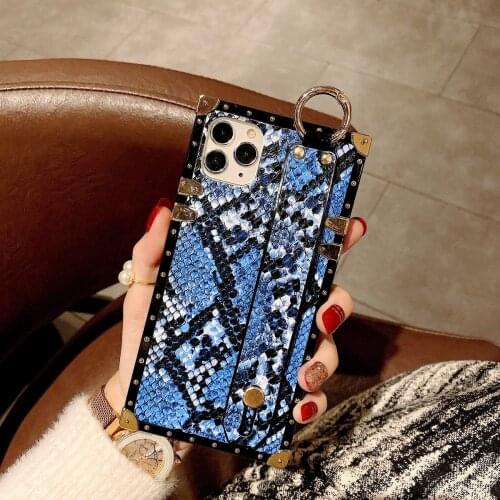 Luxury Snake Pattern Leather Phone Case for Huawei P40 Pro P30 Lite P20 Nova 3i 4 4e 5 6 Soft TPU Back Cover with Wristband