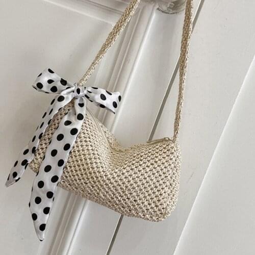 2021 new trendy net red straw woven underarm bag fashion shoulder bag wooden bead tassel handbag