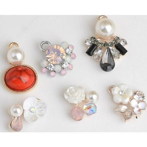 2017New 100Pcs Resin Flower Rhinestone button/pendant for DIY hair accessories and wedding earrings decoration RM191-RM196