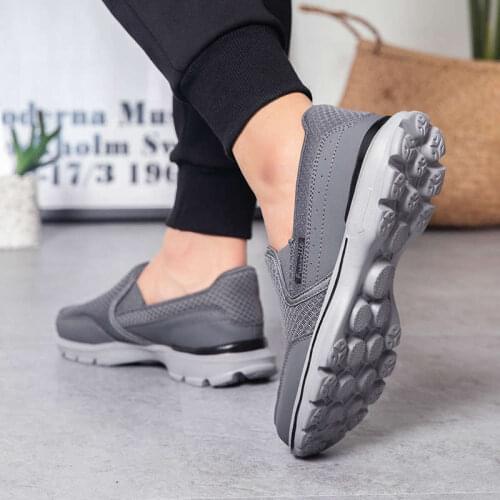 Basket Sport Autumn Running Shoes For Men Famous Sports Shoes International Brand Black Sneakers Man Jogger Tennis Non-Leather